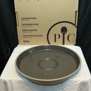 Pampered Chef new in box large round platter